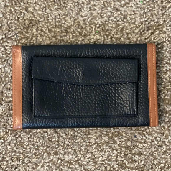 Black & Tan leather Wallet - Picture 2 of 6